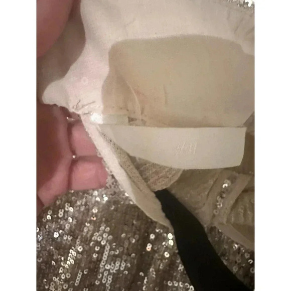 H&M Women's Silver Long Sleeves Sequin High Neck Oversized Top Size S/M - Picture 6 of 7